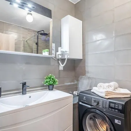 Apartament Balcony - Easy Parking - Comfy *