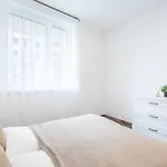 Balcony - Easy Parking - Comfy